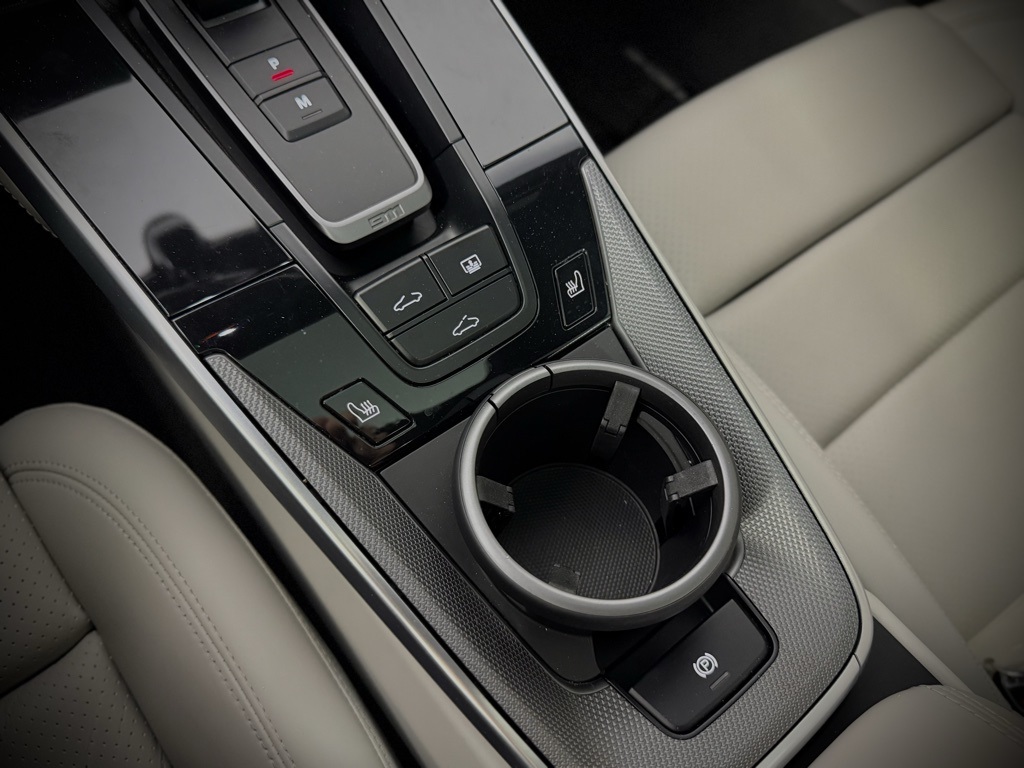 2021 Porsche 911 Turbo photo 26