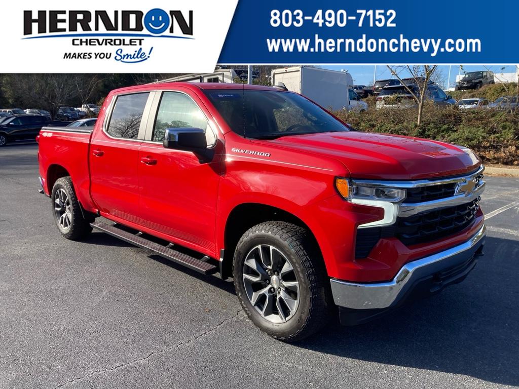 2024 Chevrolet Silverado LT's photo