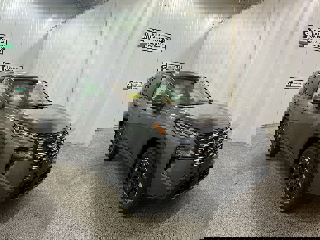 2026 Nissan Rogue SV's photo