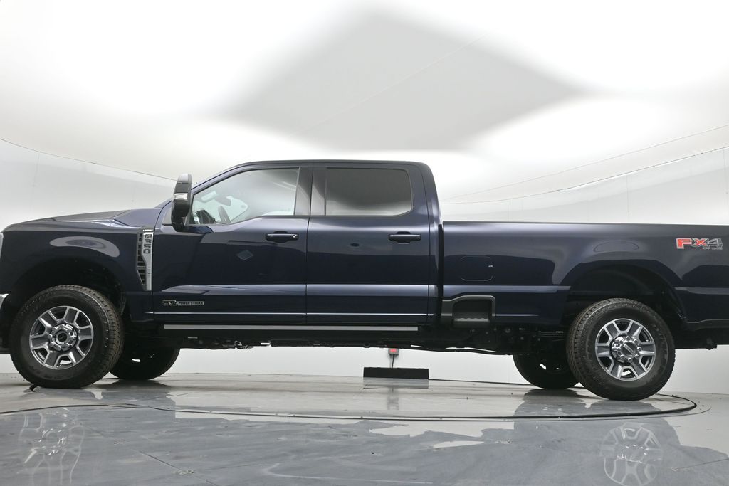 2025 Ford F-350 Super Duty Lariat