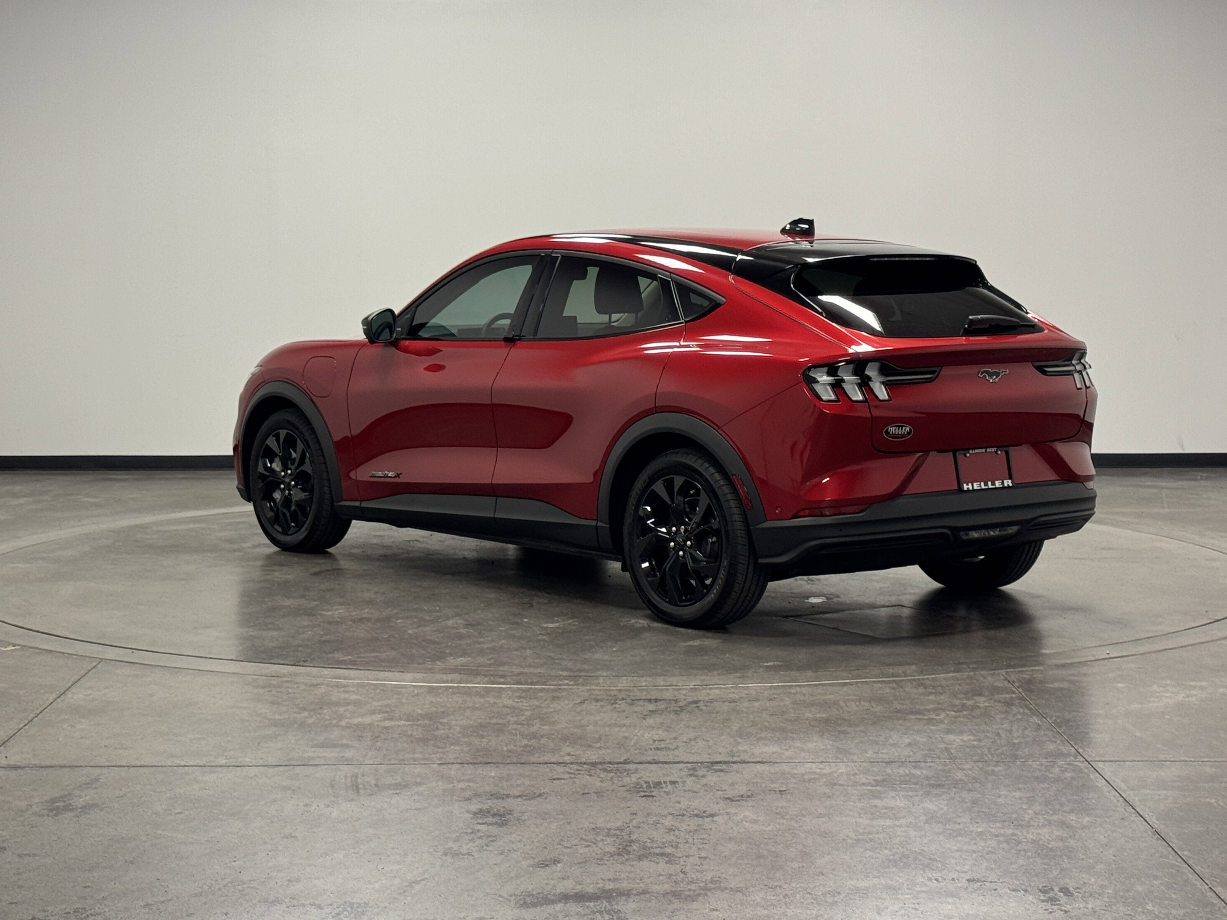 2024 Ford Mustang Mach-E Select photo 5