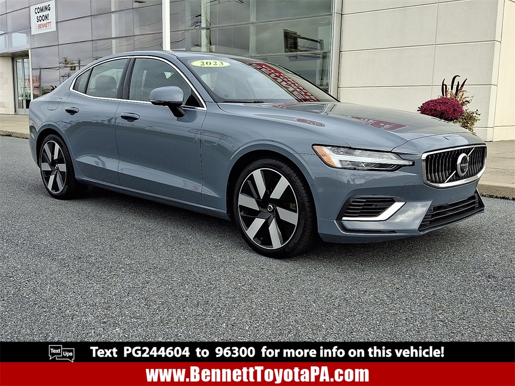 2023 Volvo S60 Ultimate's photo