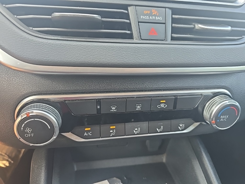 2022 Nissan Altima 2.5 SV photo 15