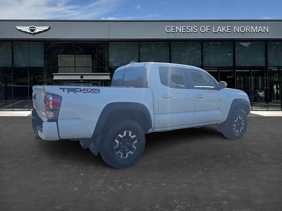 2022 Toyota Tacoma TRD Off-Road 4x4 photo 3