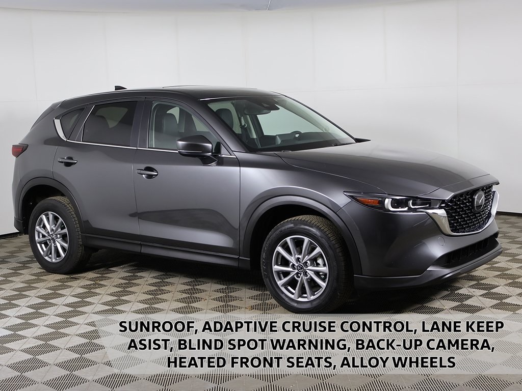 2023 Mazda CX-5 S Preferred package's photo