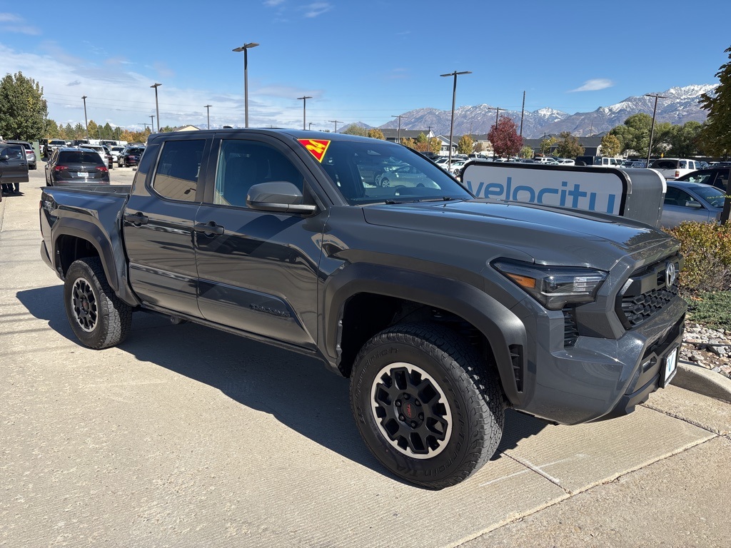 2024 Toyota Tacoma TRD Off Road's photo