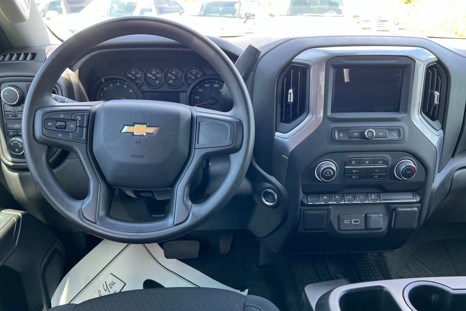 2025 Chevrolet Silverado 1500 Custom photo 12