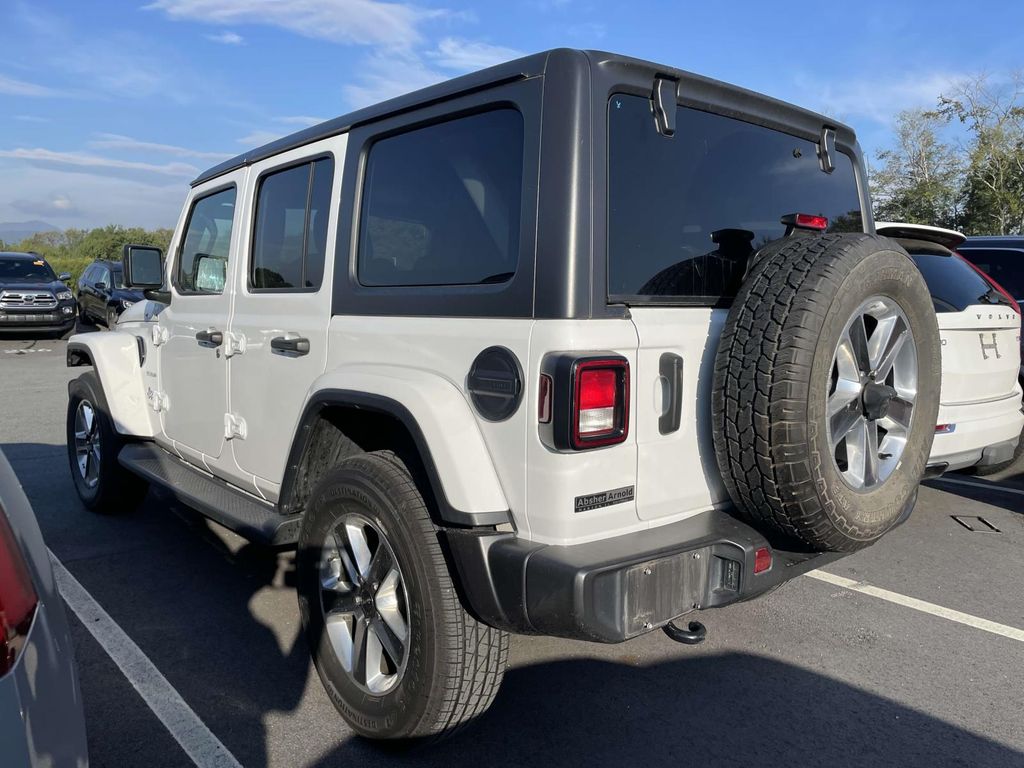 2021 Jeep Wrangler Unlimited Sahara photo 3