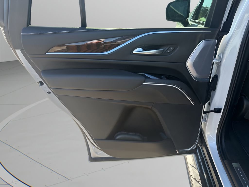 2022 Cadillac Escalade Premium Luxury Platinum photo 37
