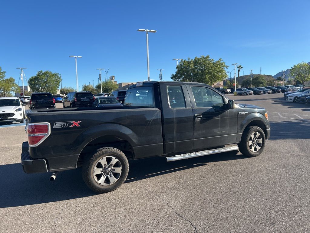 2014 Ford F-150 STX photo 9