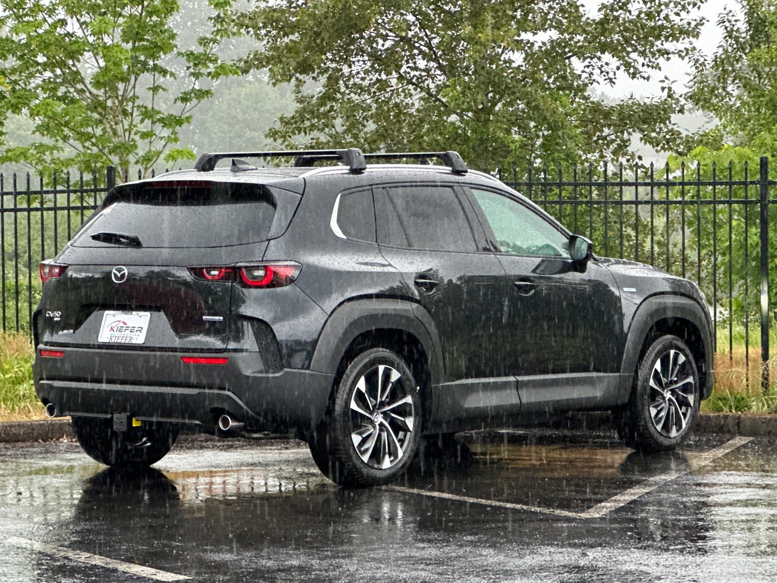 2025 Mazda CX-50 Premium Plus photo 2