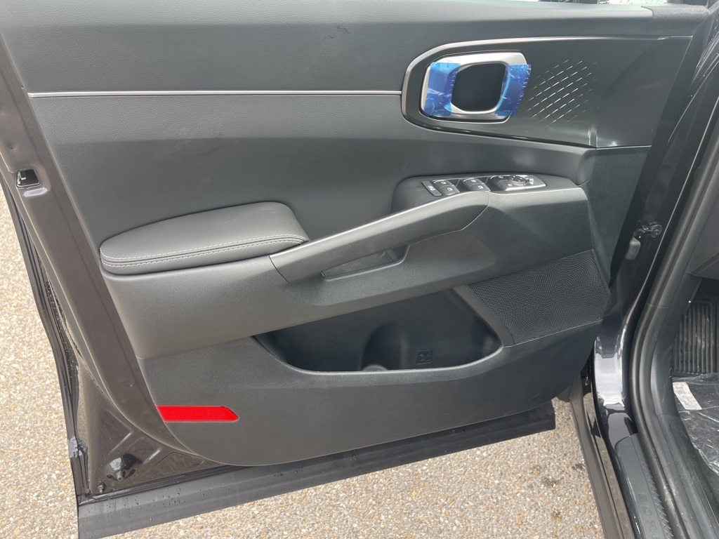2026 Kia Sorento LX photo 5