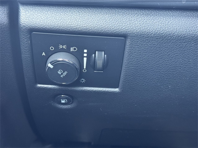 2020 Jeep Grand Cherokee Laredo photo 23