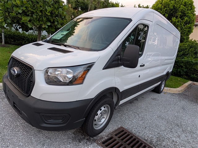 2025 Ford Transit Cargo Van photo 3