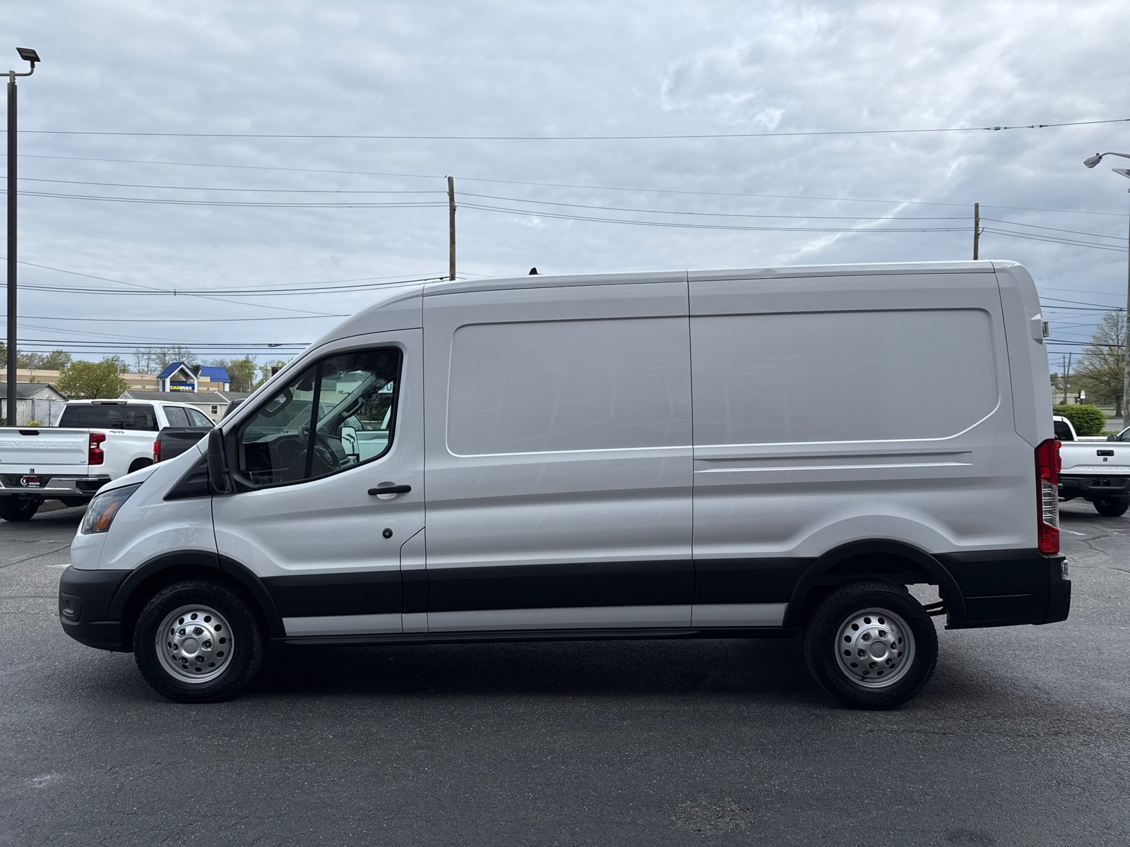 2023 Ford Transit Cargo Van photo 3