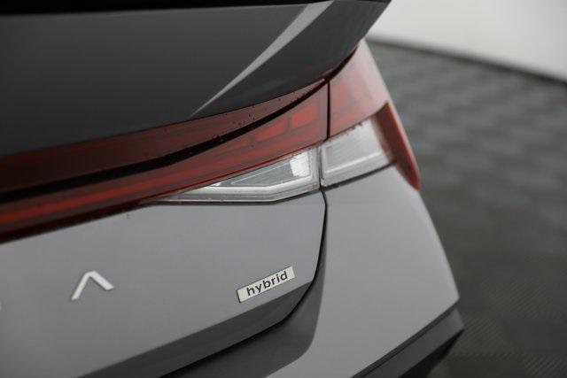 2025 Hyundai Elantra Hybrid SEL Sport photo 28