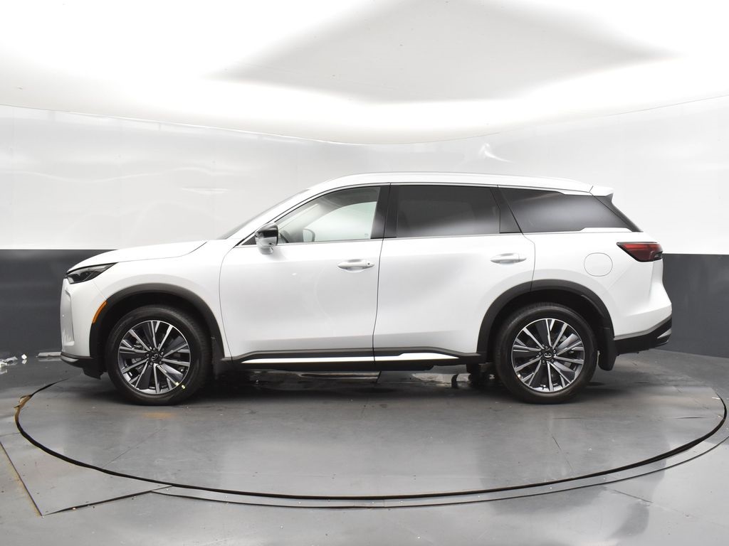 2026 Infiniti QX60 Luxe photo 2