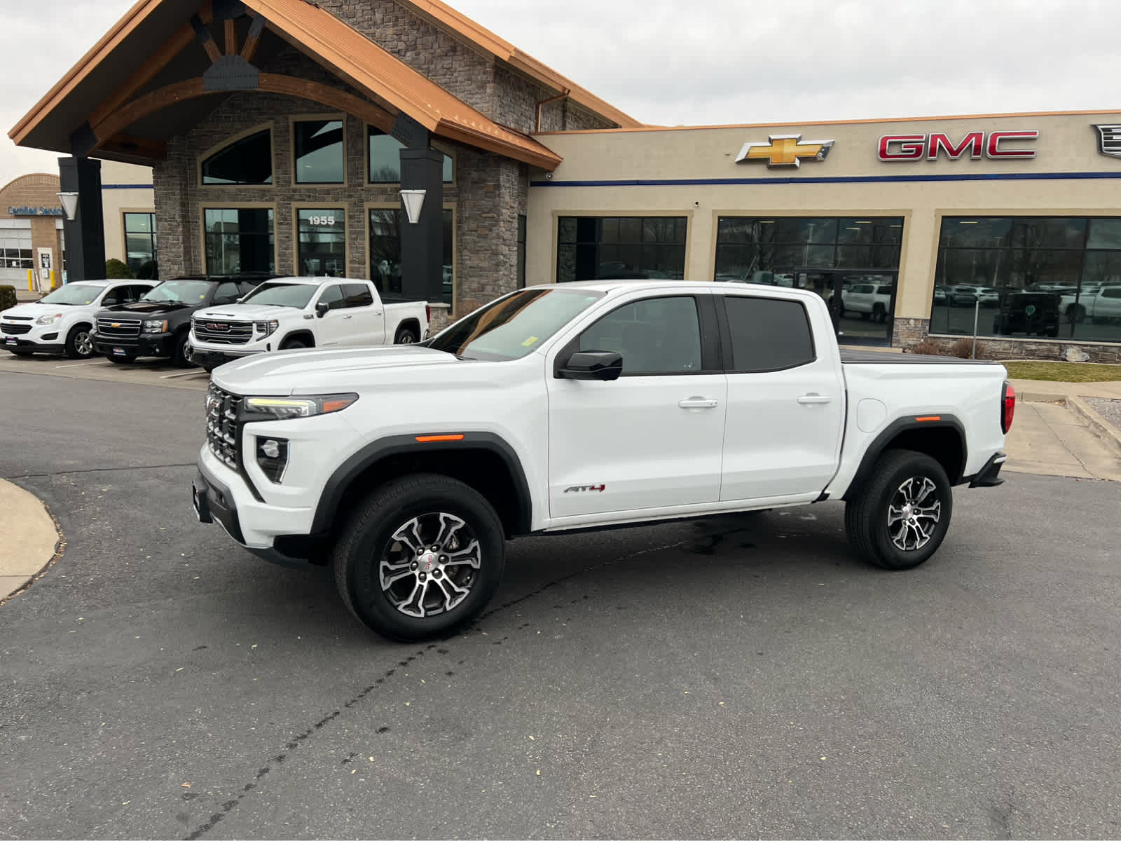 2023 GMC Canyon AT4's photo
