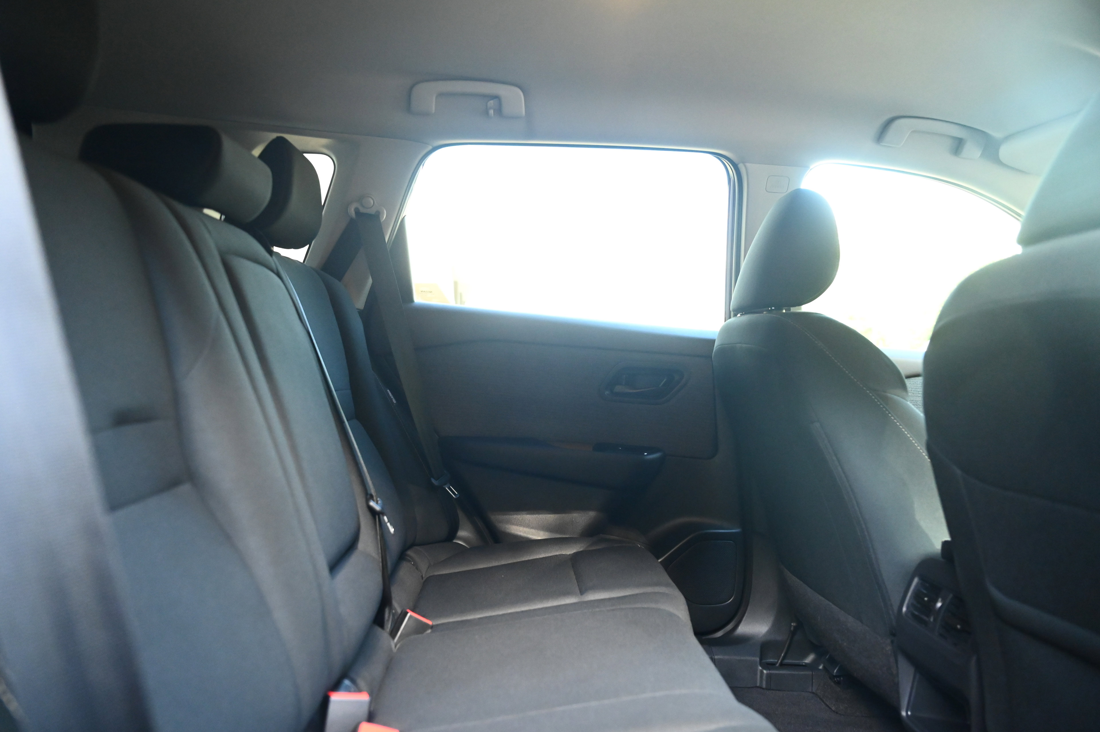 2023 Nissan Rogue S photo 21