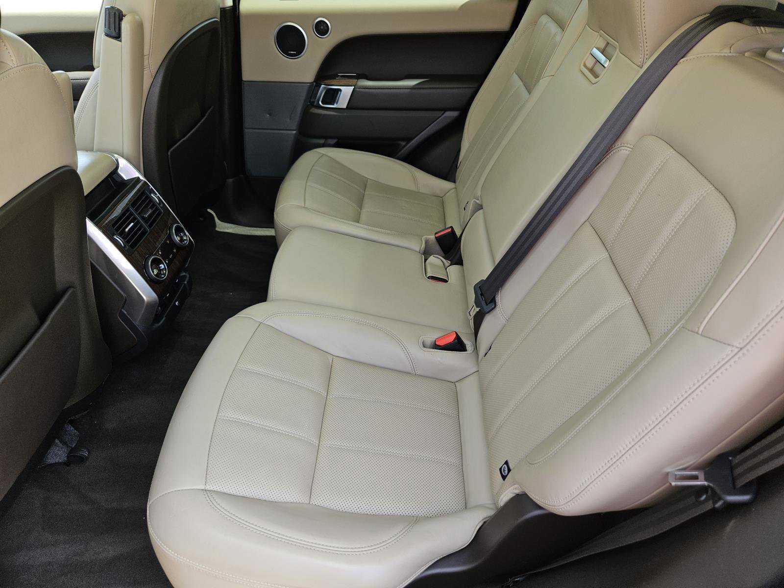 2018 Land Rover Range Rover Sport HSE photo 26