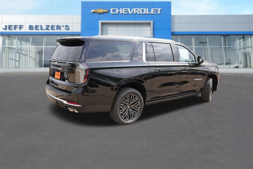 2025 Chevrolet Suburban High Country photo 3