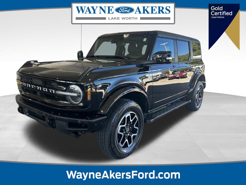 2023 Ford Bronco 4-Door Outer Banks's photo