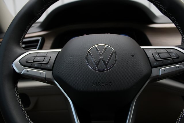 2026 Volkswagen Atlas SE Technology photo 11