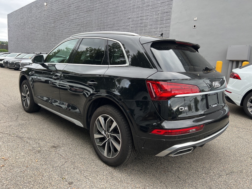 2025 Audi Q5 45 S line Premium Plus photo 2