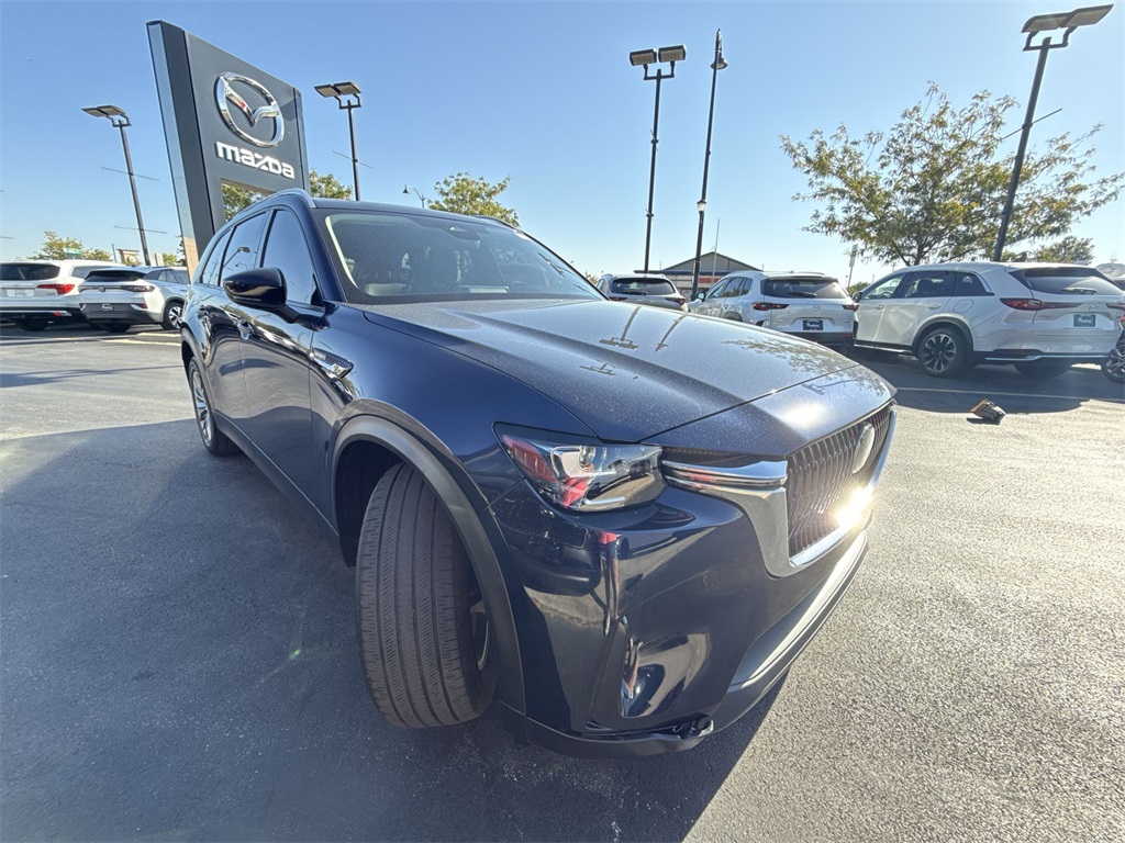 2024 Mazda CX-90 Plug-in Hybrid Preferred photo 4