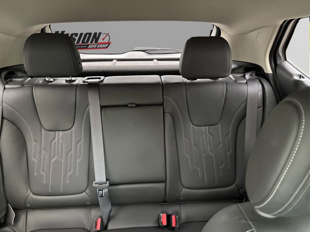 2024 Buick Encore GX Avenir photo 17