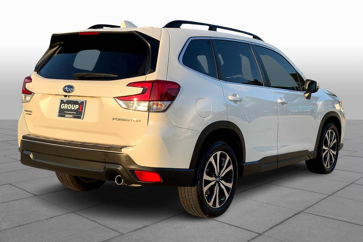 2020 Subaru Forester Limited photo 11
