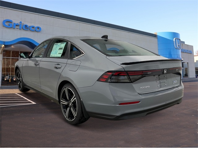 2025 Honda Accord Hybrid Sport photo 2