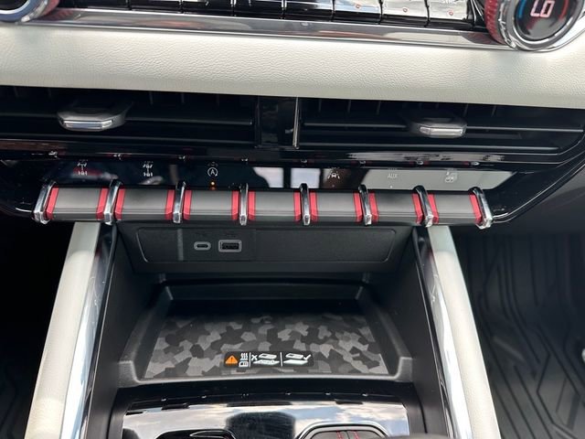 2025 Gmc Canyon AT4 photo 31
