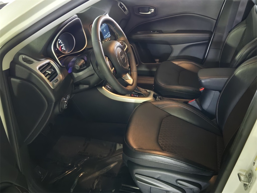 2021 Jeep Compass Latitude photo 9