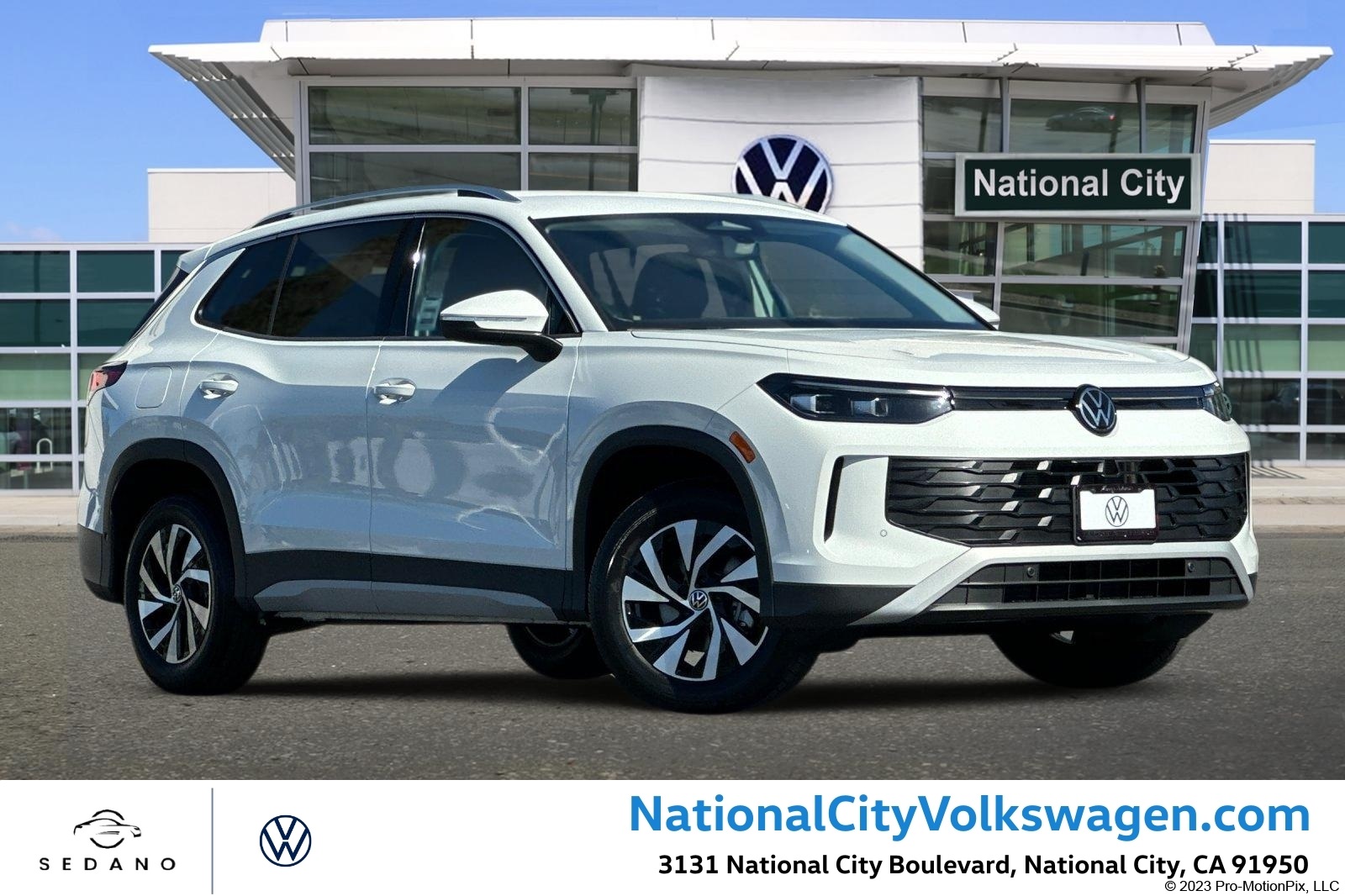 2025 Volkswagen Tiguan S's photo