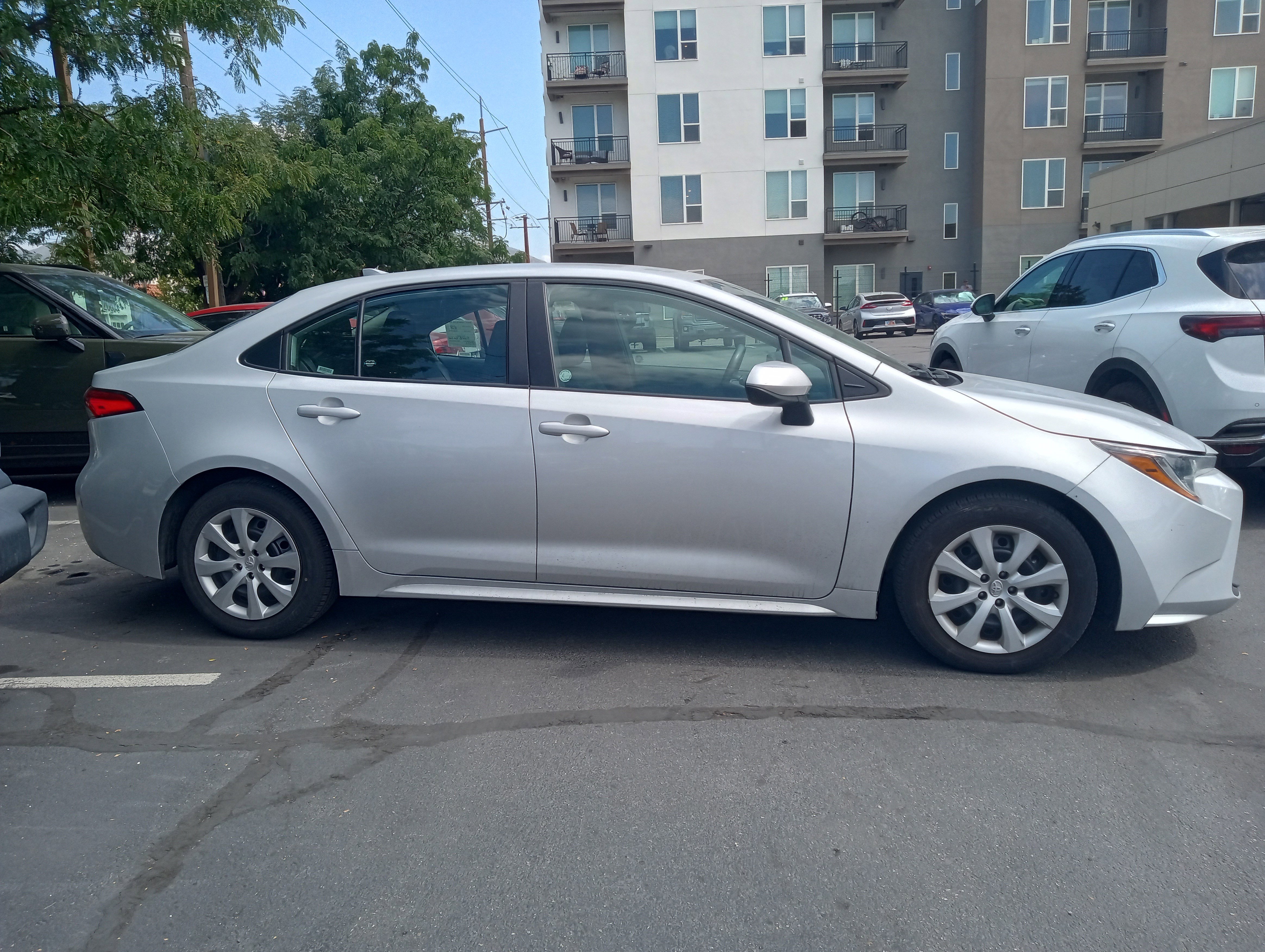 Used 2024 Toyota Corolla LE with VIN 5YFB4MDE7RP139359 for sale in Northfield, Minnesota