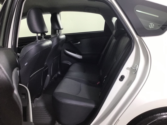 2013 Toyota Prius Plug-in Base photo 17