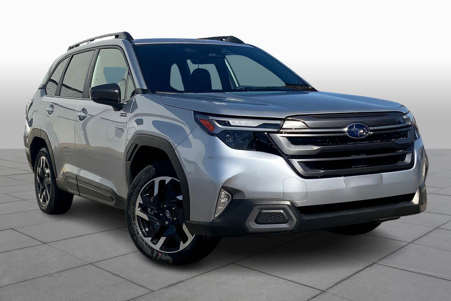 2025 Subaru Forester Limited photo 2