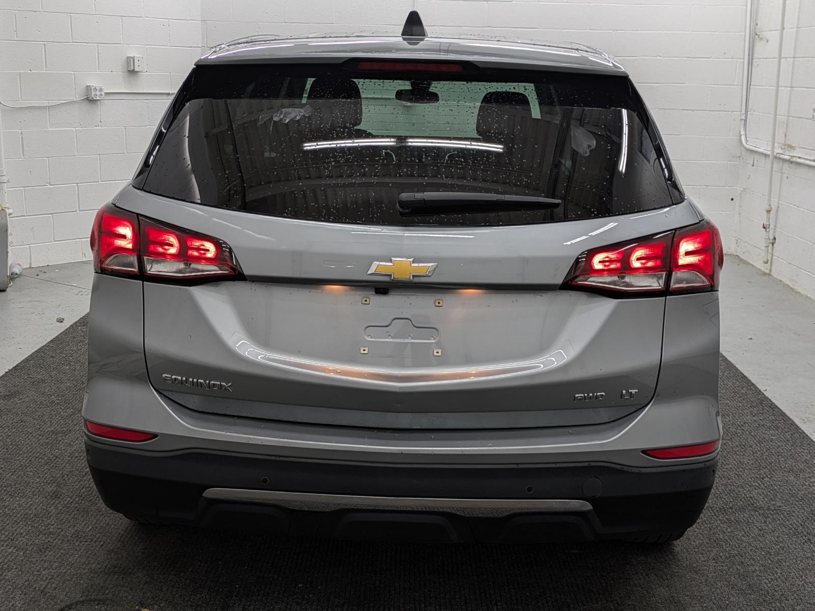 2024 Chevrolet Equinox LT photo 17