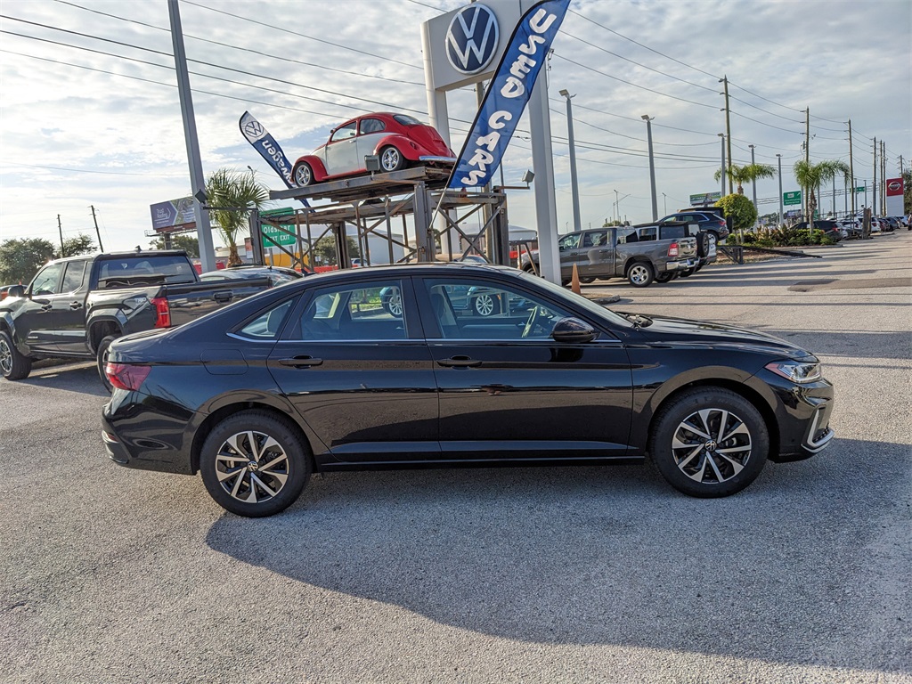 2025 Volkswagen Jetta 1.5T S photo 8