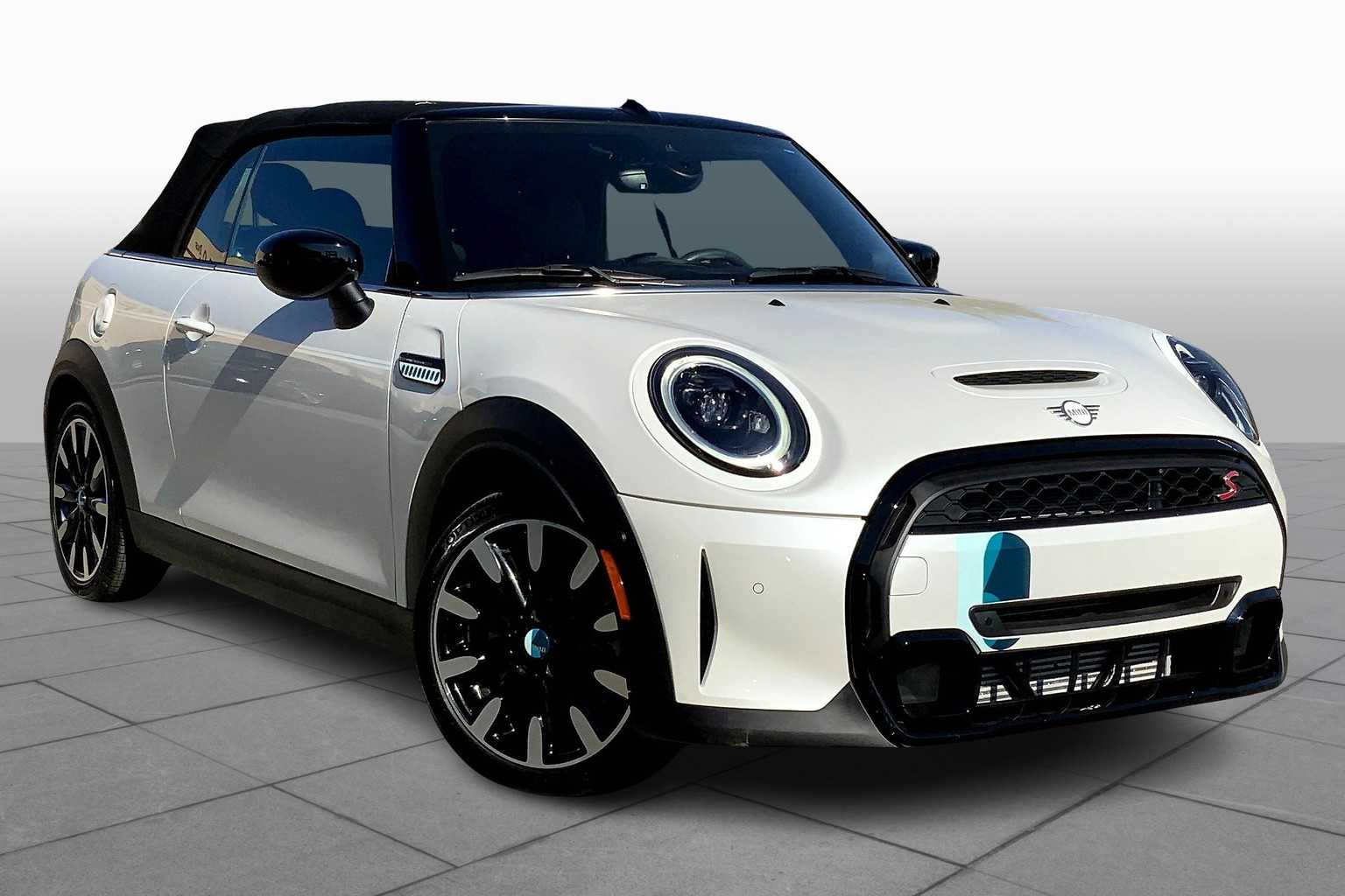 2024 Mini Cooper Convertible S photo 2