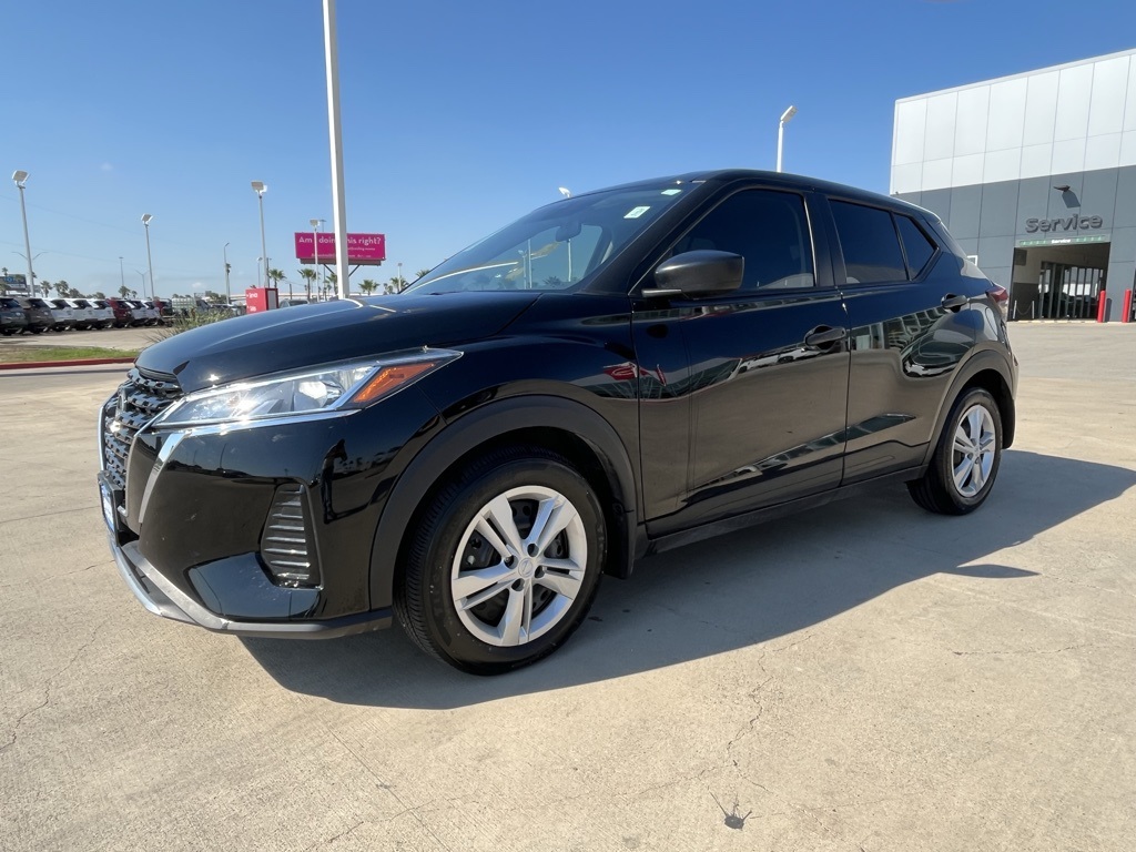 2024 Nissan Kicks S photo 4