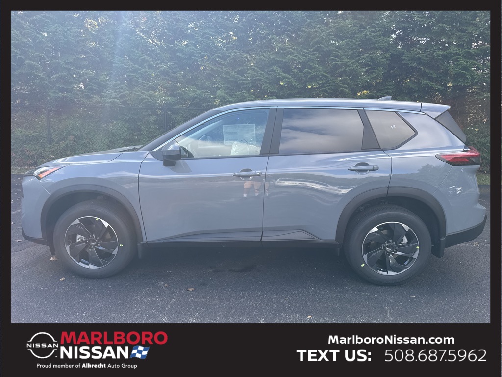 2026 Nissan Rogue SV photo 4