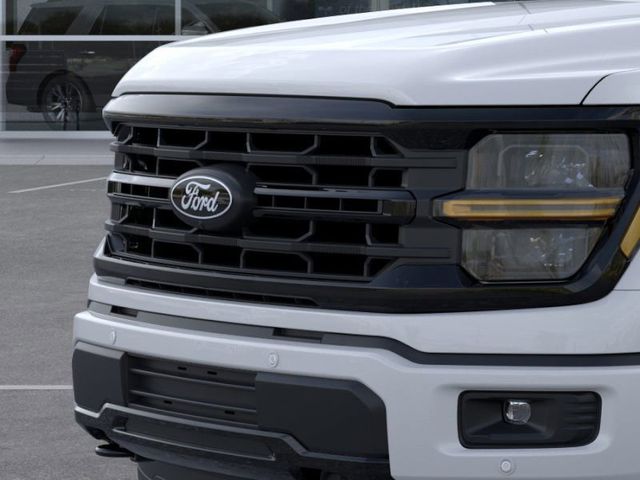 2025 Ford F-150 XLT photo 16