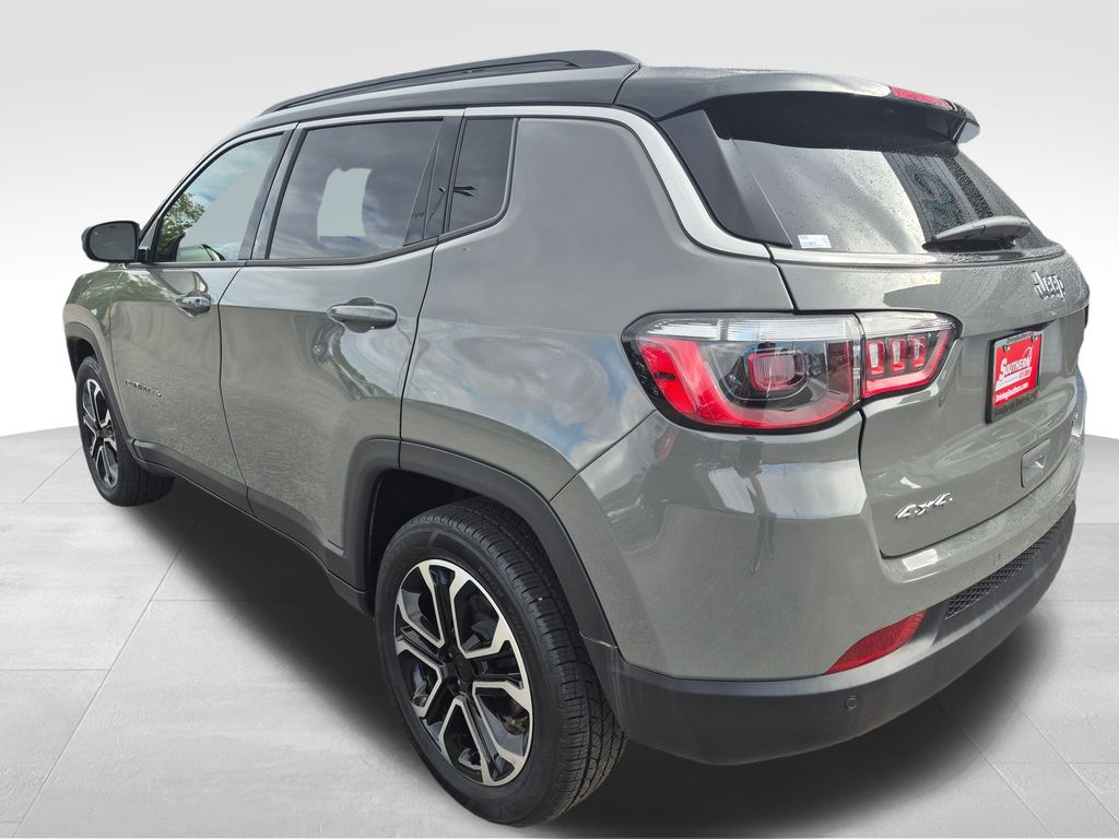 2023 Jeep Compass Limited photo 4