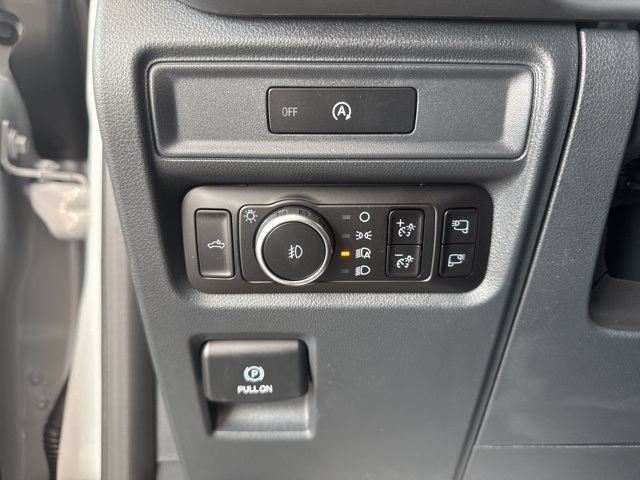 2025 Ford F-150 XLT photo 10