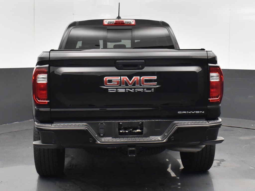2024 Gmc Canyon Denali photo 8