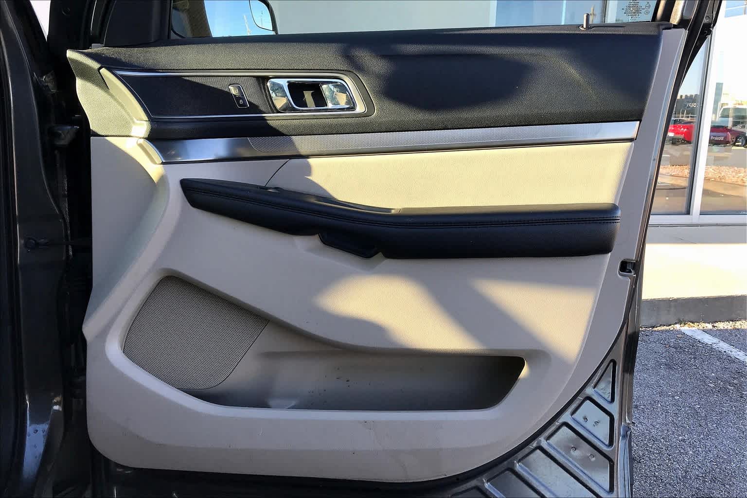 2018 Ford Explorer XLT photo 26