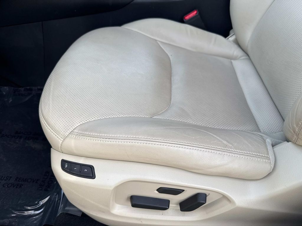 2022 Mazda CX-9 Touring photo 23