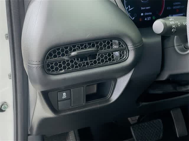 2025 Honda HR-V LX photo 12